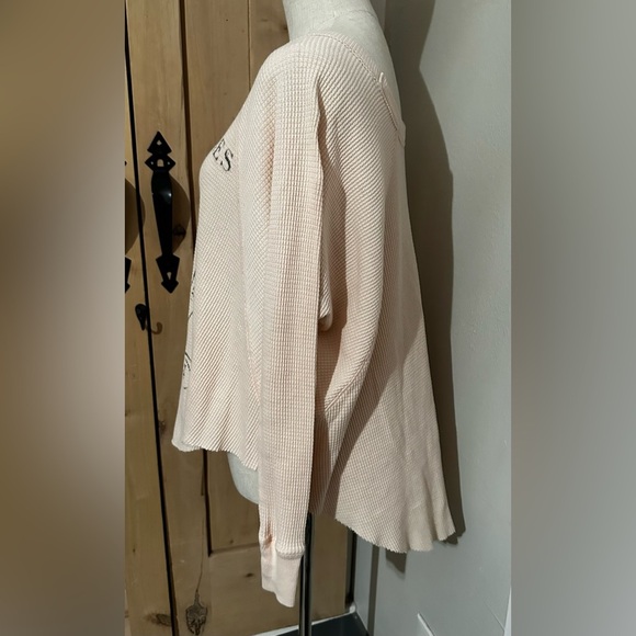 EUC Free People Peach Pink Graphic Elephant Long Sleeve Waffle Top - Picture 3 of 6